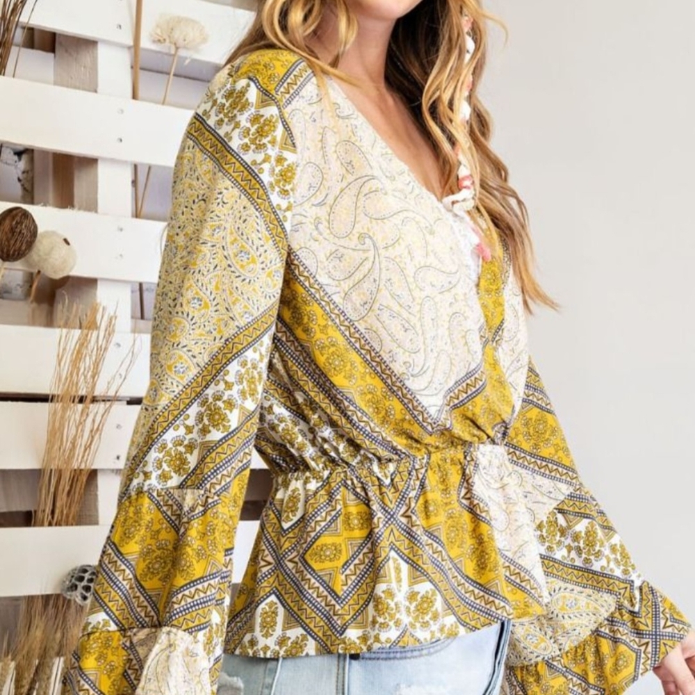 Easel Bohemian Yellow Paisley Women's Top
